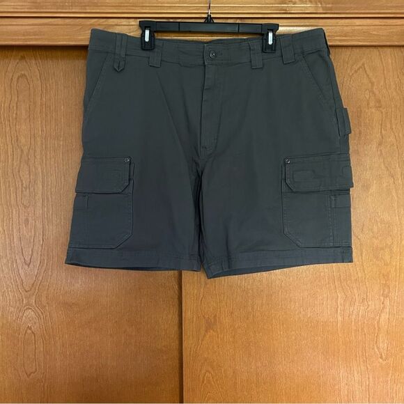 Duluth Trading Co DuluthFlex Fire Hose 9" Cargo Shorts in Gunmetal Size 42 - Picture 1 of 13